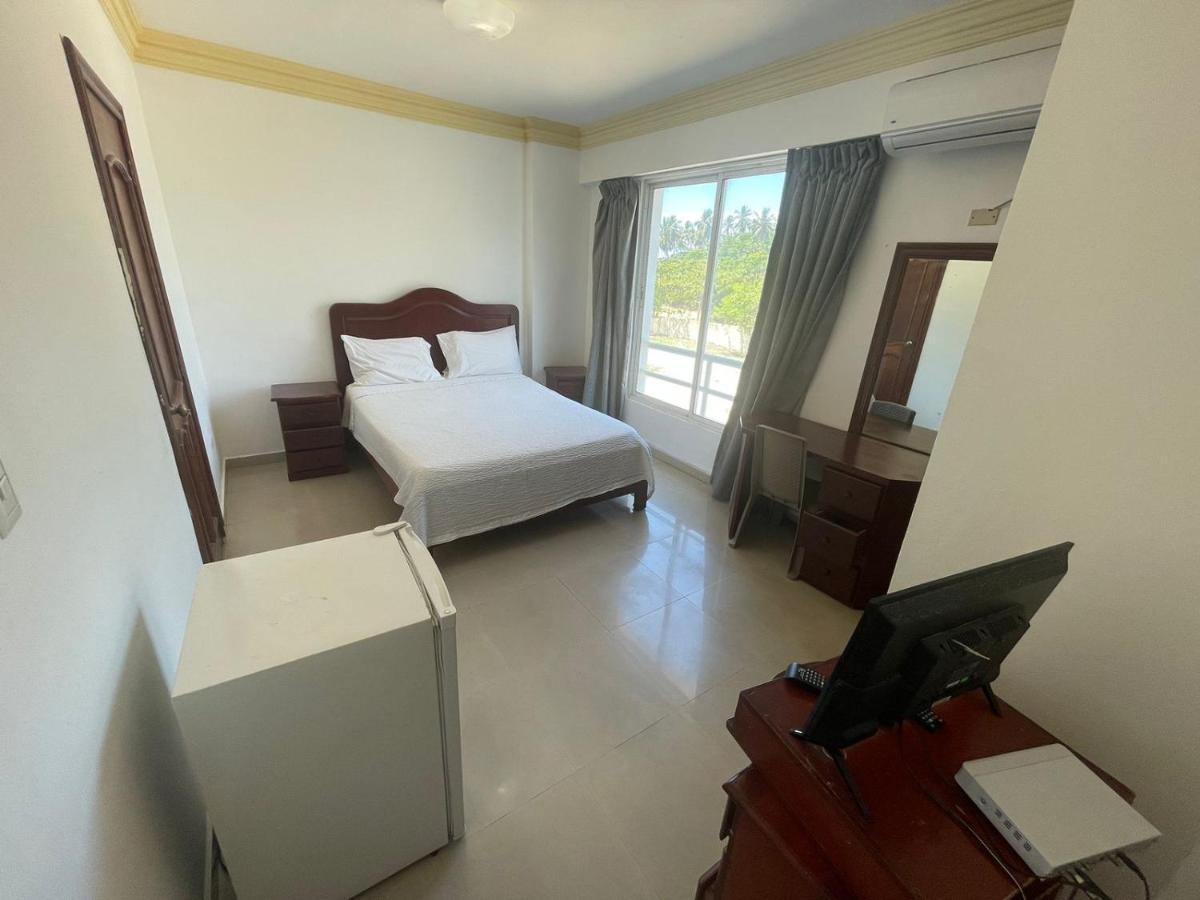 Aparta Hotel Caribe Paraiso Хуан-Долио Экстерьер фото