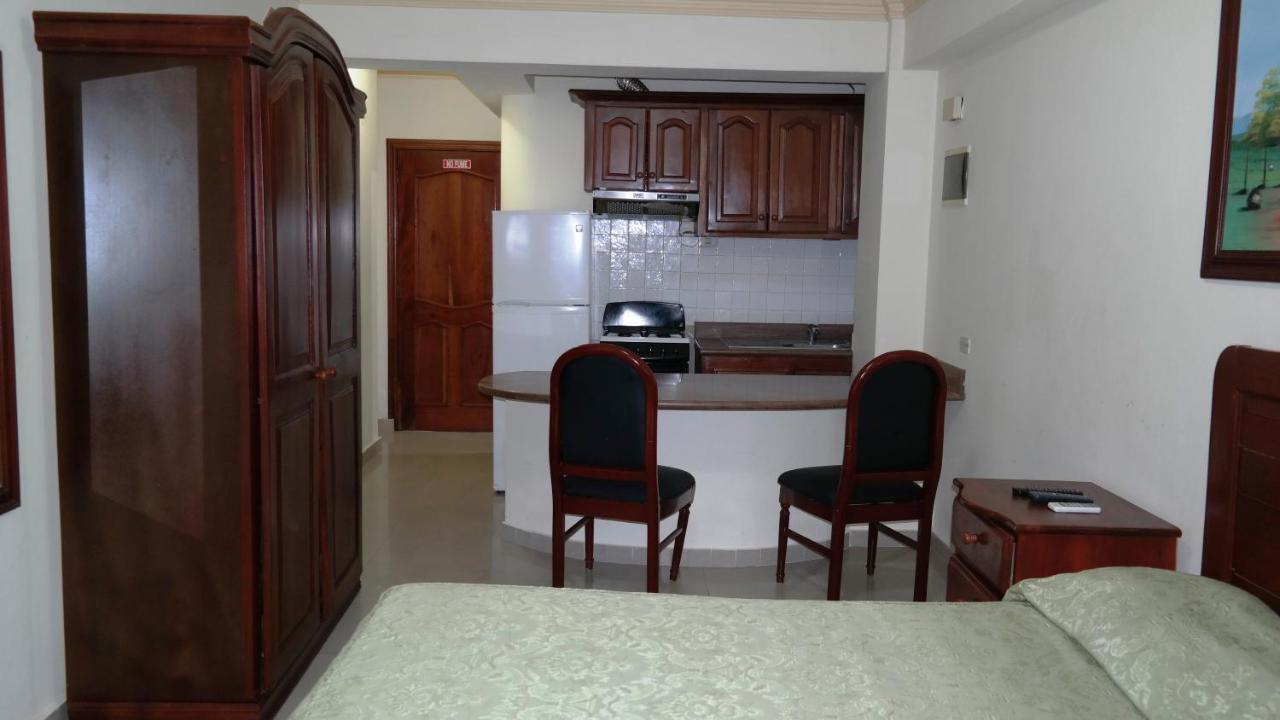 Aparta Hotel Caribe Paraiso Хуан-Долио Экстерьер фото